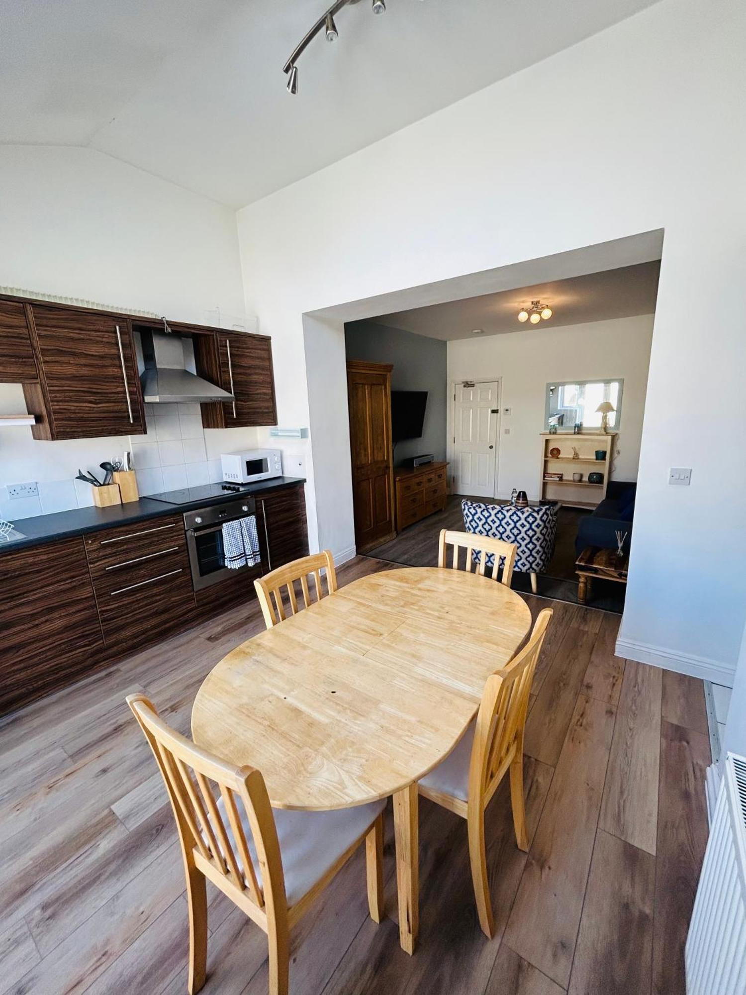Apartamento The Den 2 Bedroom Serviced By Altoluxoexperience Short Lets & Serviced With Free Wifi Bristol