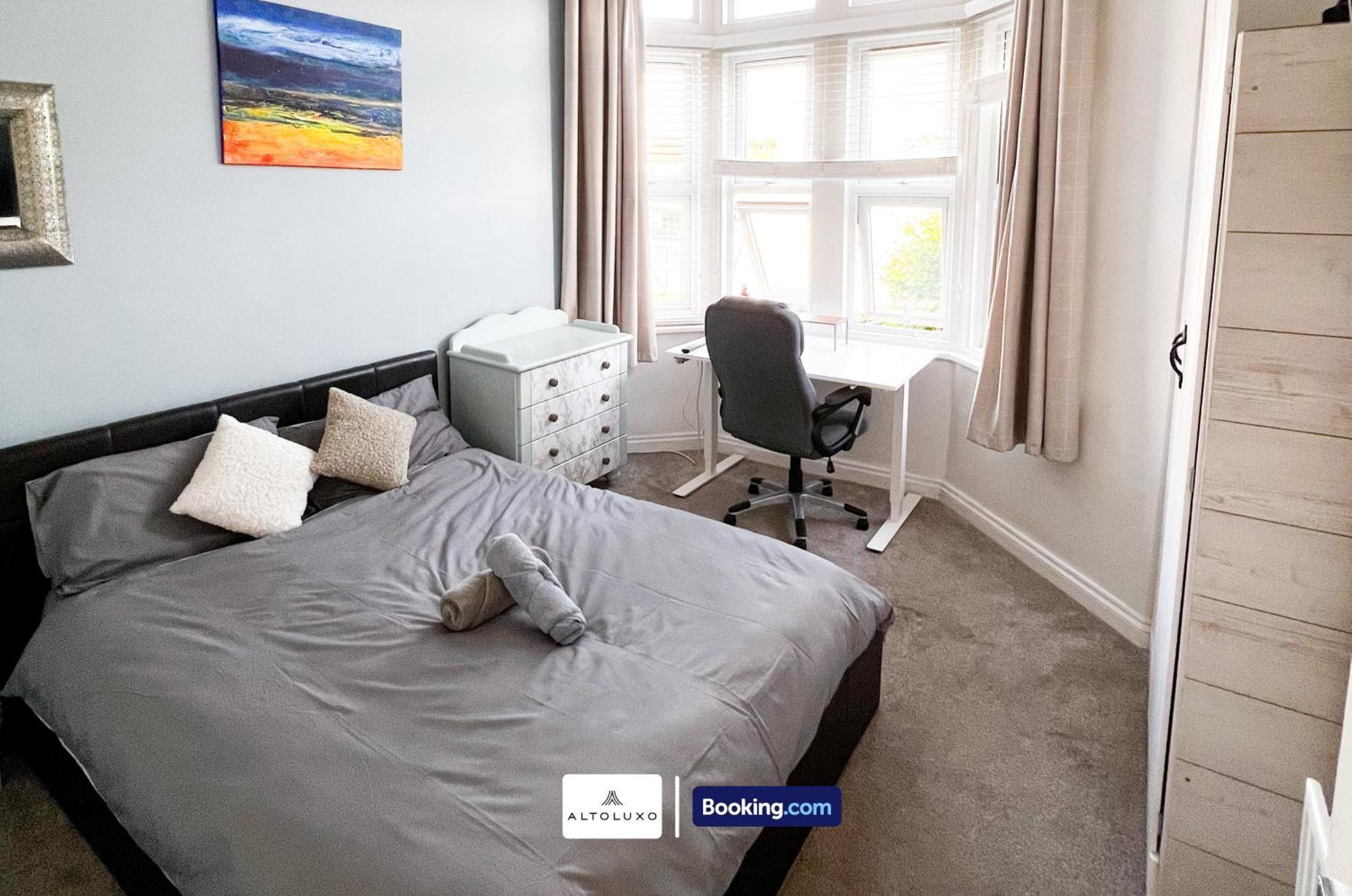 Apartamento The Den 2 Bedroom Serviced By Altoluxoexperience Short Lets & Serviced With Free Wifi *